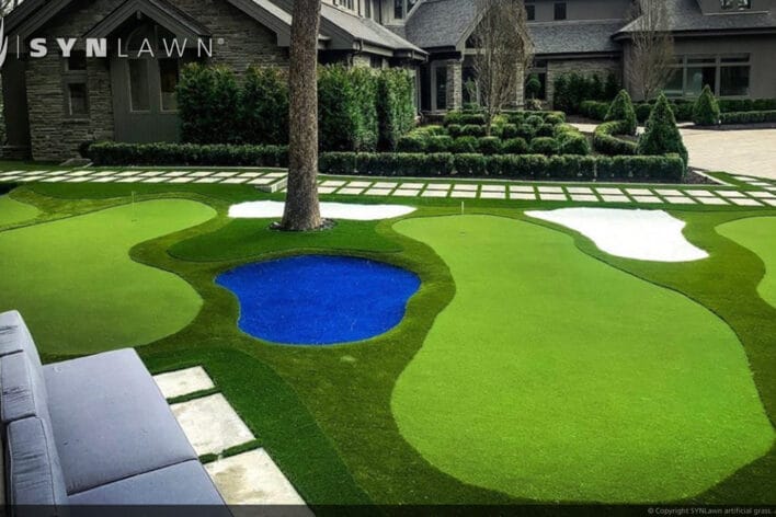 image of SYNLawn West Palm Beach FL residential frontyard golf putting greens